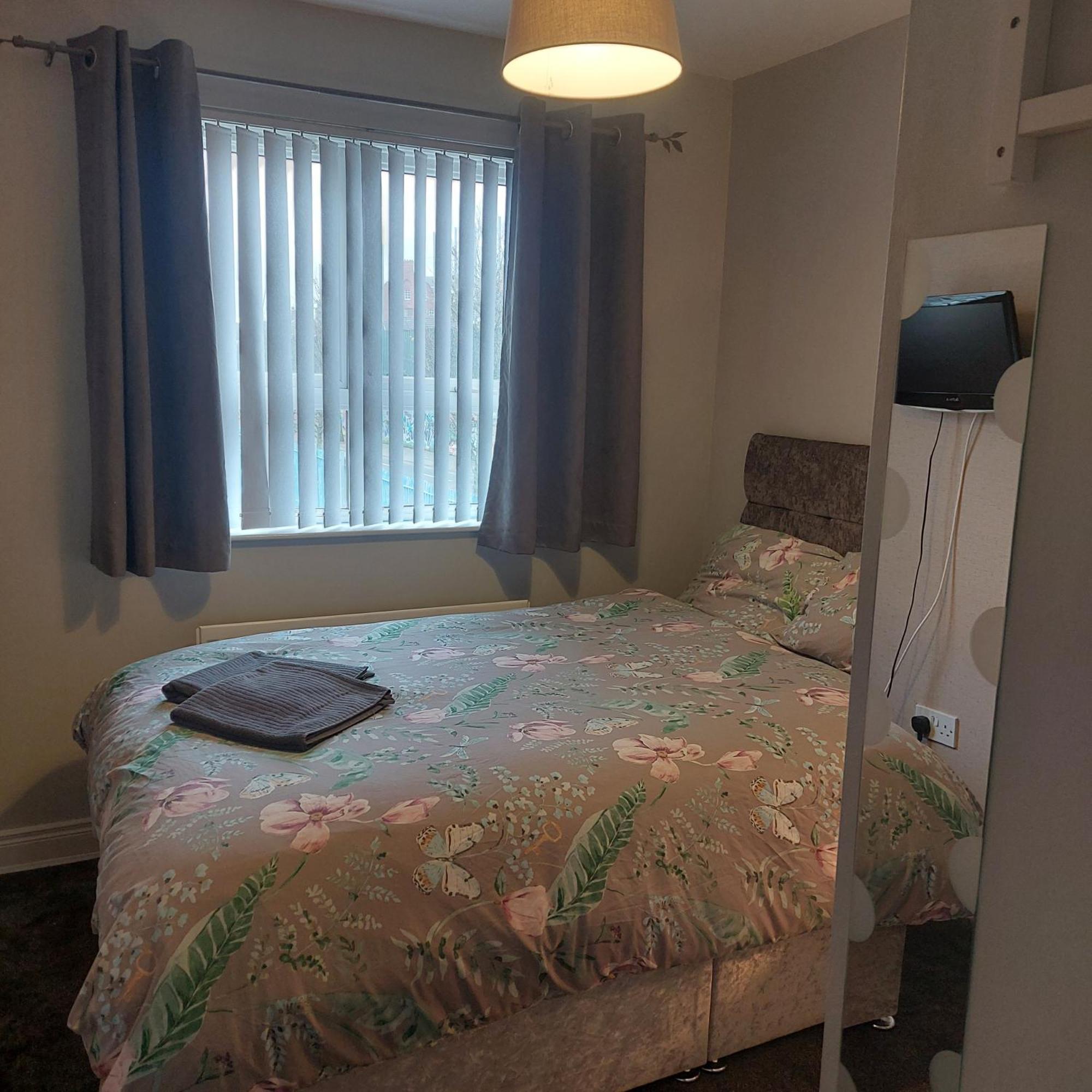 Lawnbrook Town House Otel Belfast Dış mekan fotoğraf