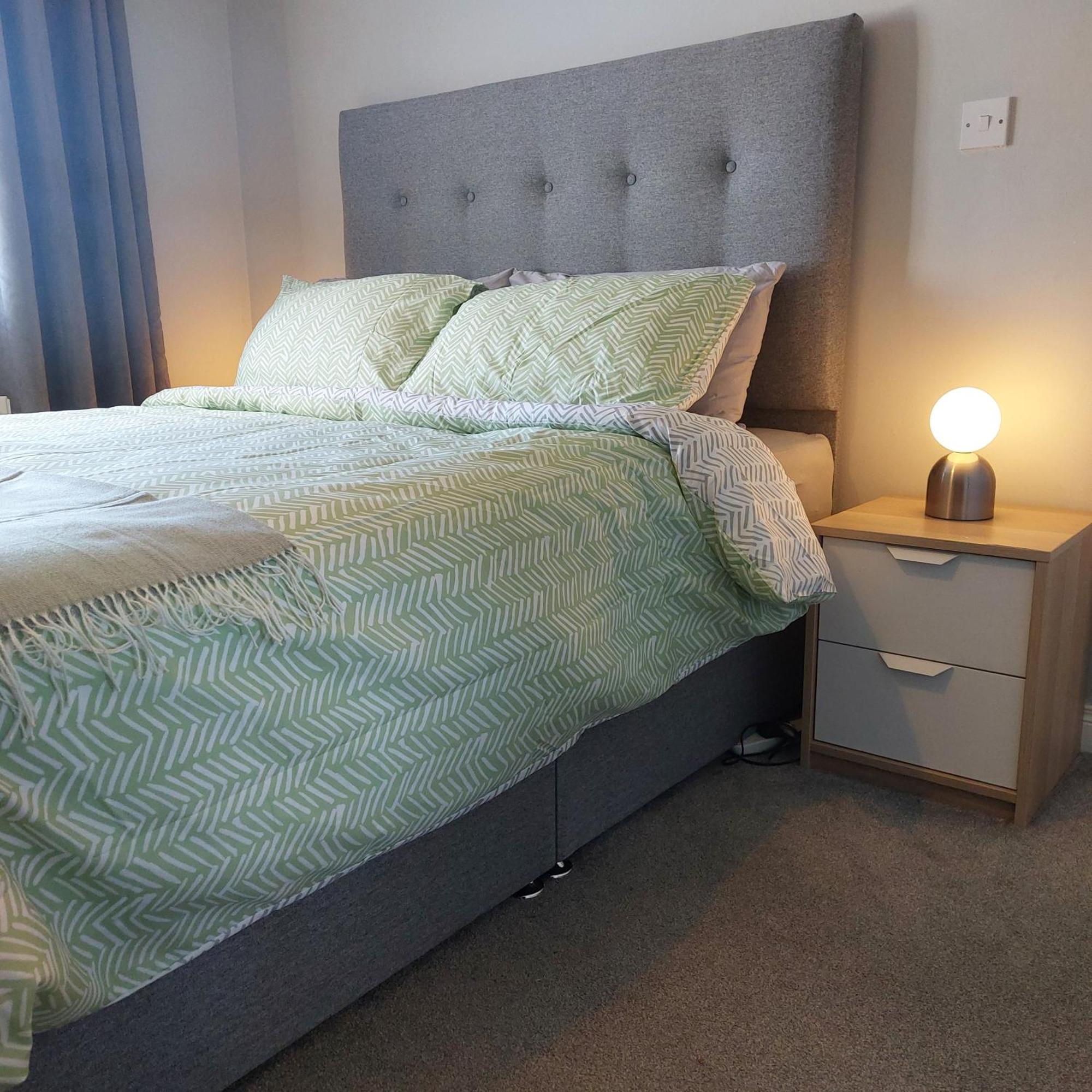 Lawnbrook Town House Otel Belfast Dış mekan fotoğraf